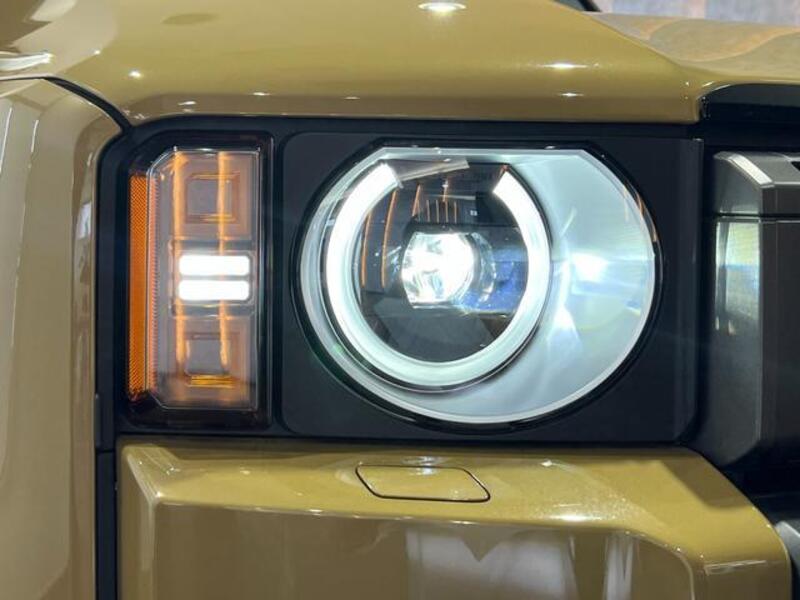 LAND CRUISER 250