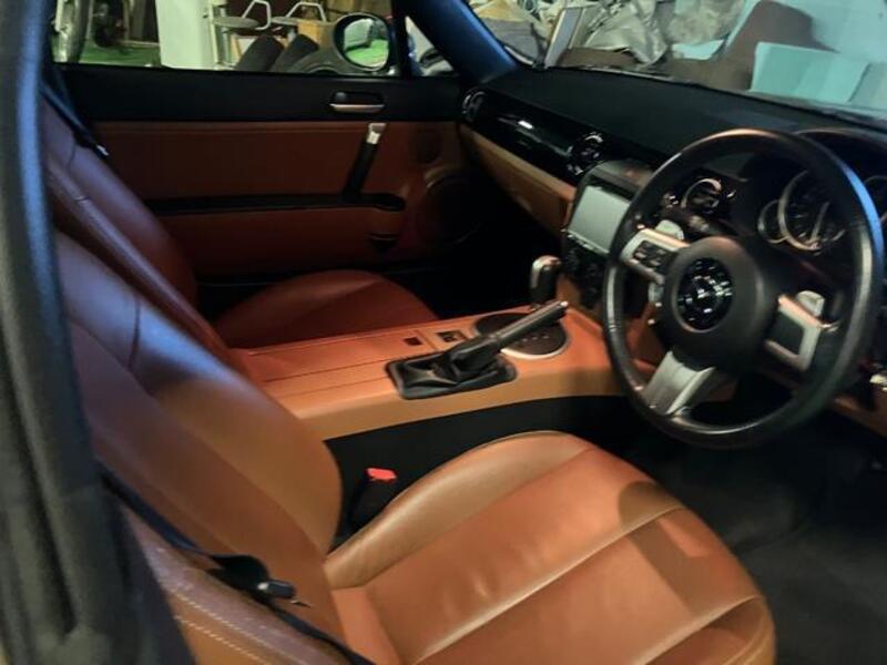 ROADSTER