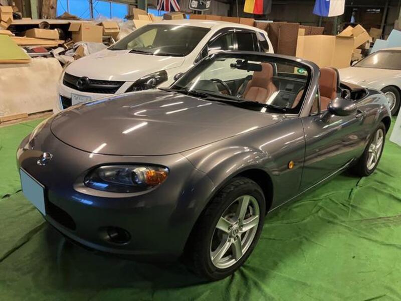 ROADSTER