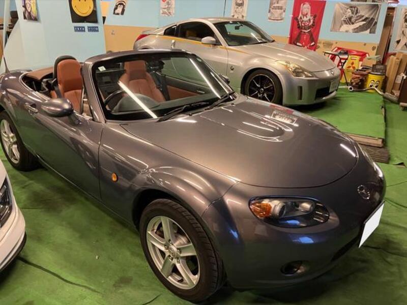 MAZDA ROADSTER