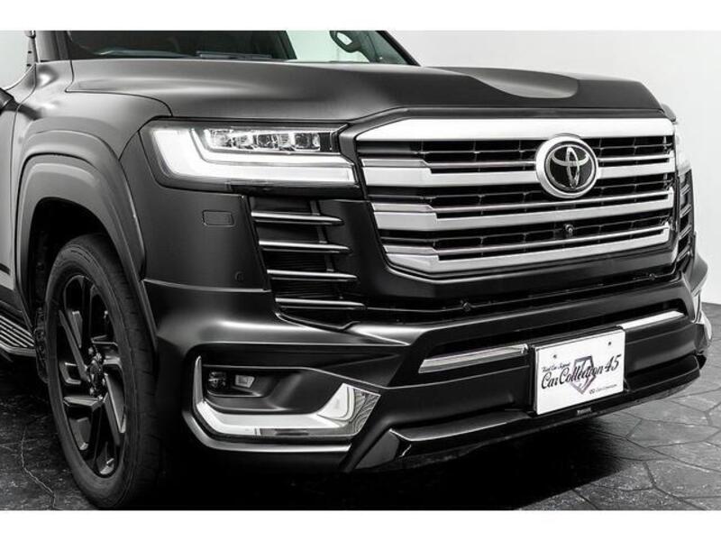 LAND CRUISER