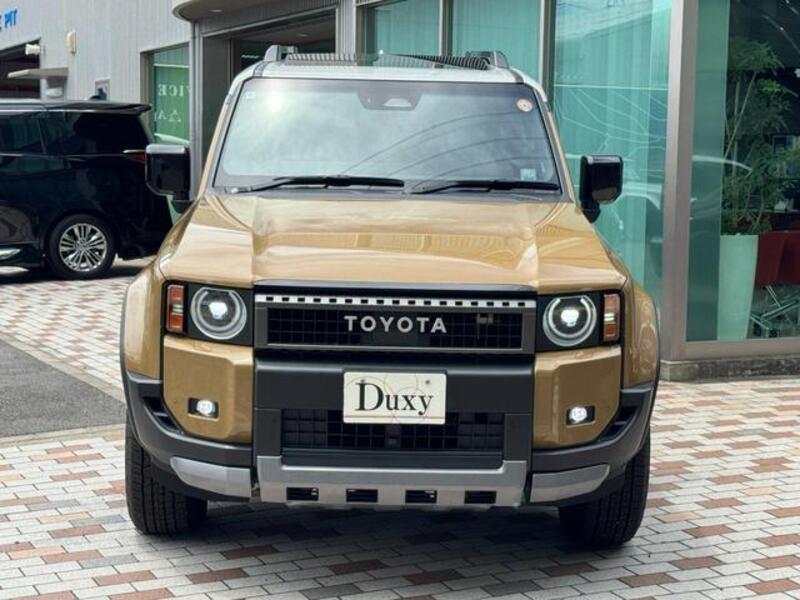 LAND CRUISER 250