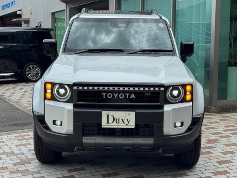 LAND CRUISER 250