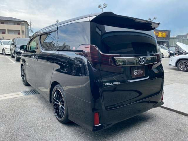 VELLFIRE