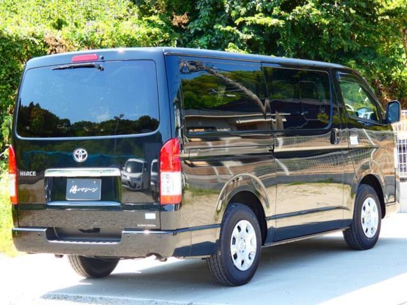 HIACE VAN