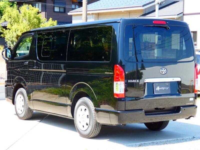 HIACE VAN