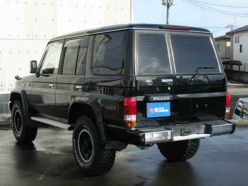 LAND CRUISER PRADO-9