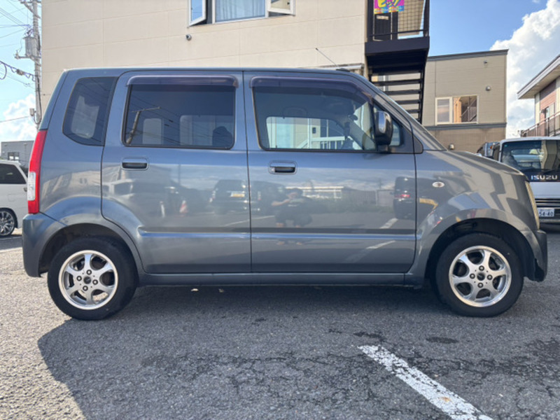 WAGON R