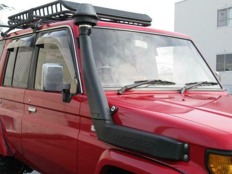 LAND CRUISER PRADO-12