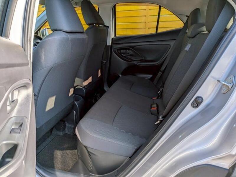 YARIS CROSS