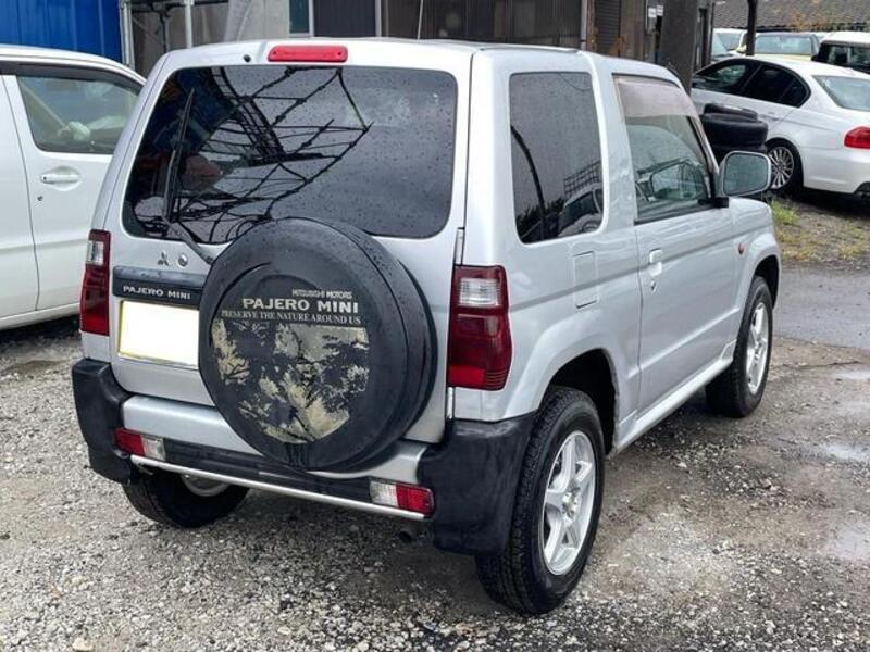 PAJERO MINI