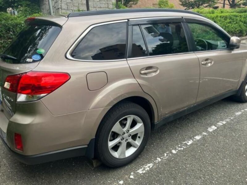 LEGACY OUTBACK