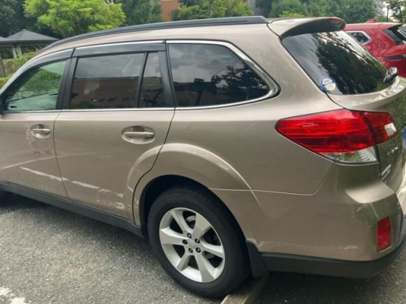 LEGACY OUTBACK