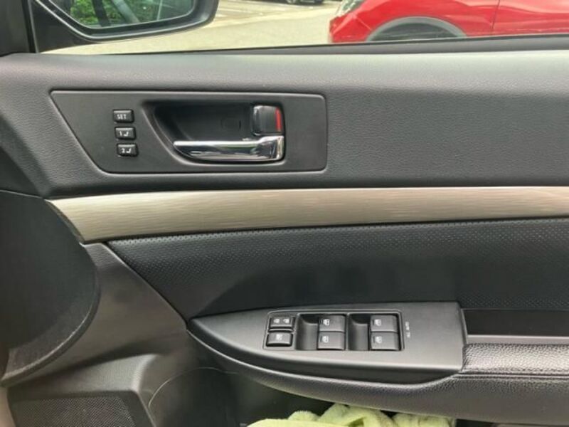 LEGACY OUTBACK
