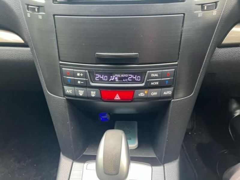 LEGACY OUTBACK