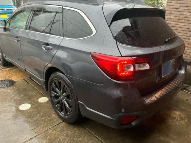 LEGACY OUTBACK