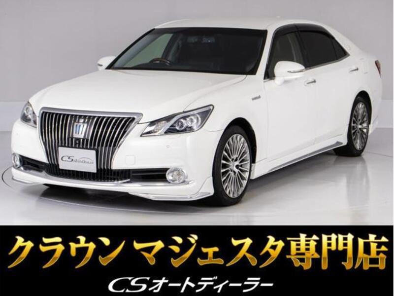 CROWN MAJESTA-0
