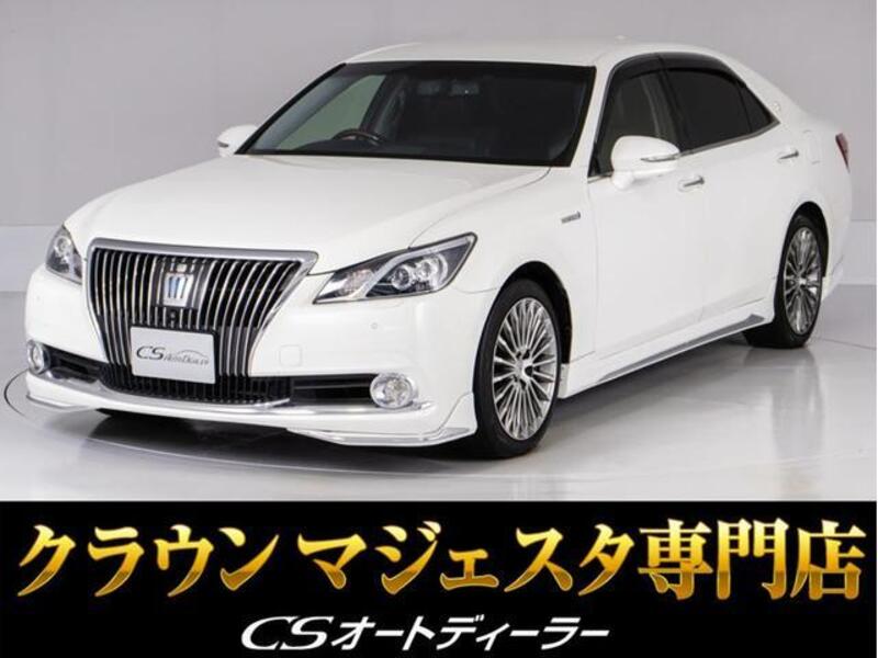 CROWN MAJESTA-0