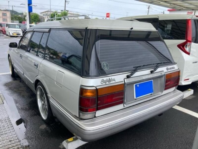 CROWN WAGON