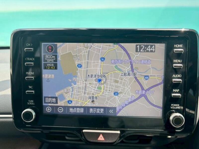 YARIS CROSS
