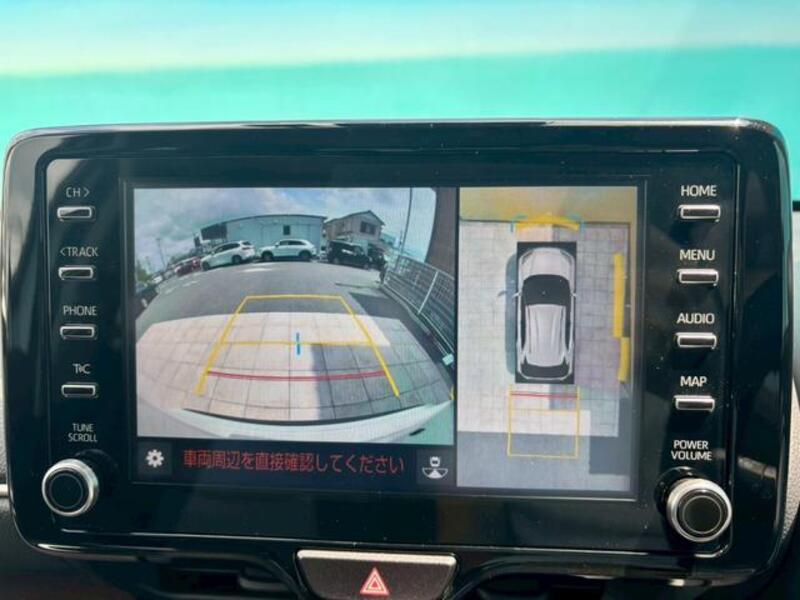 YARIS CROSS