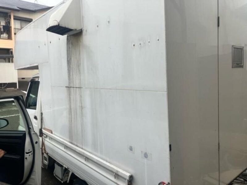 MINICAB TRUCK