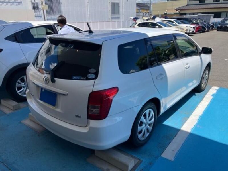 COROLLA FIELDER