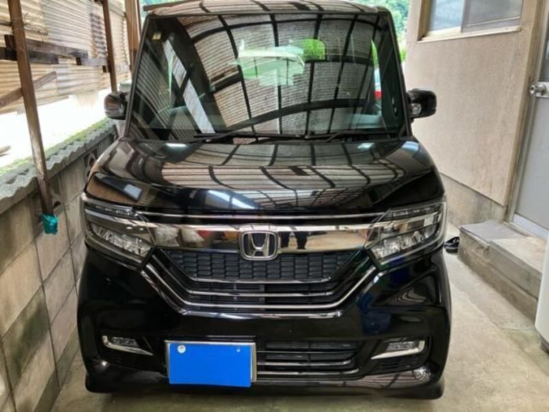 N BOX CUSTOM