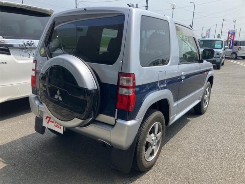 PAJERO MINI
