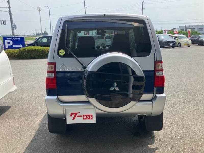 PAJERO MINI