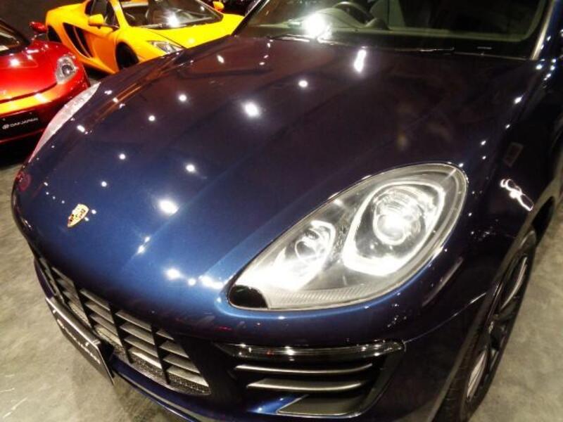MACAN