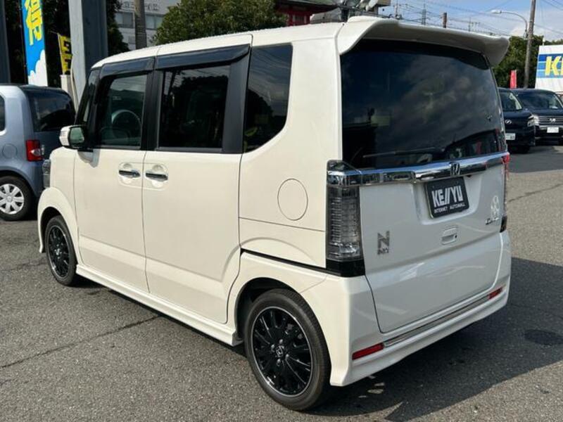 N BOX CUSTOM