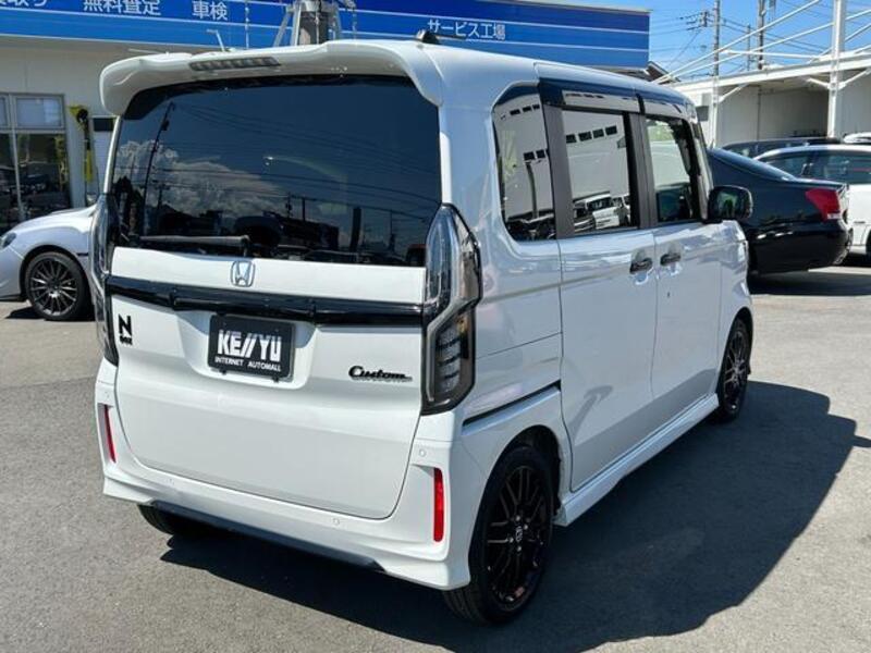N BOX CUSTOM