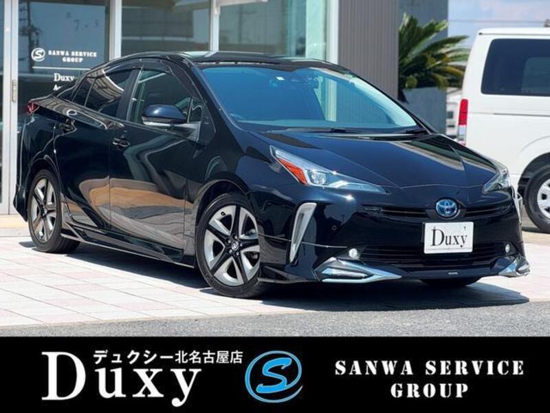 TOYOTA PRIUS