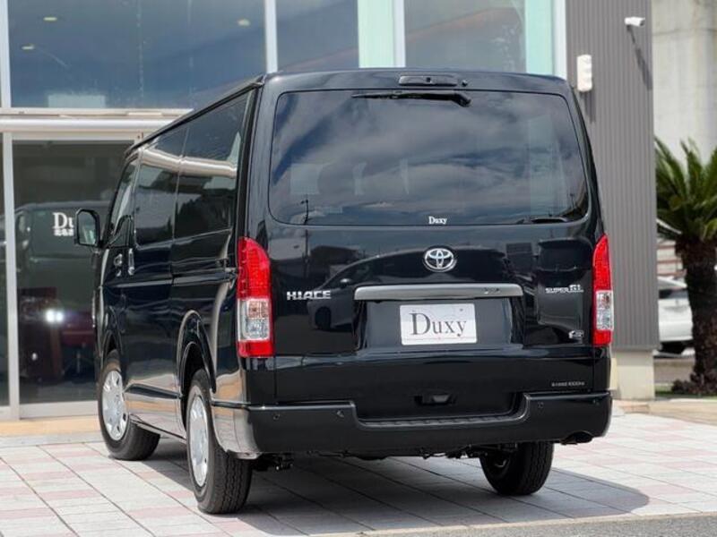 HIACE VAN