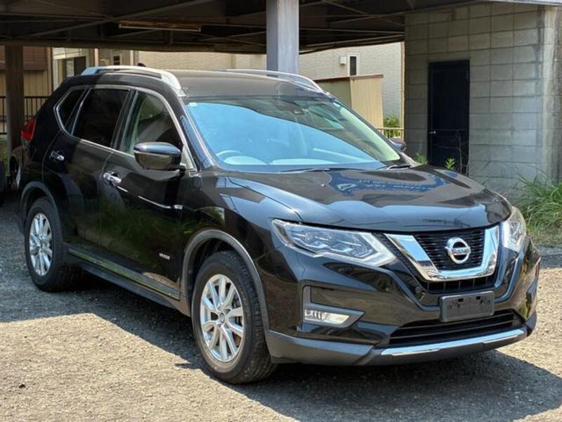 X-TRAIL
