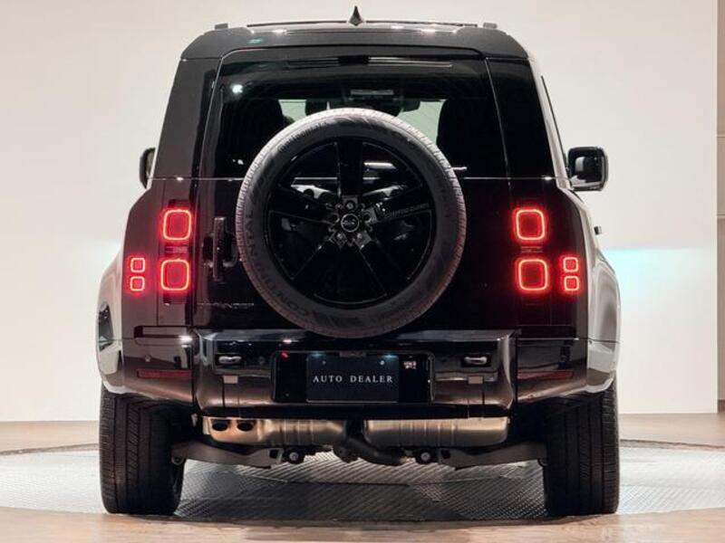 DEFENDER