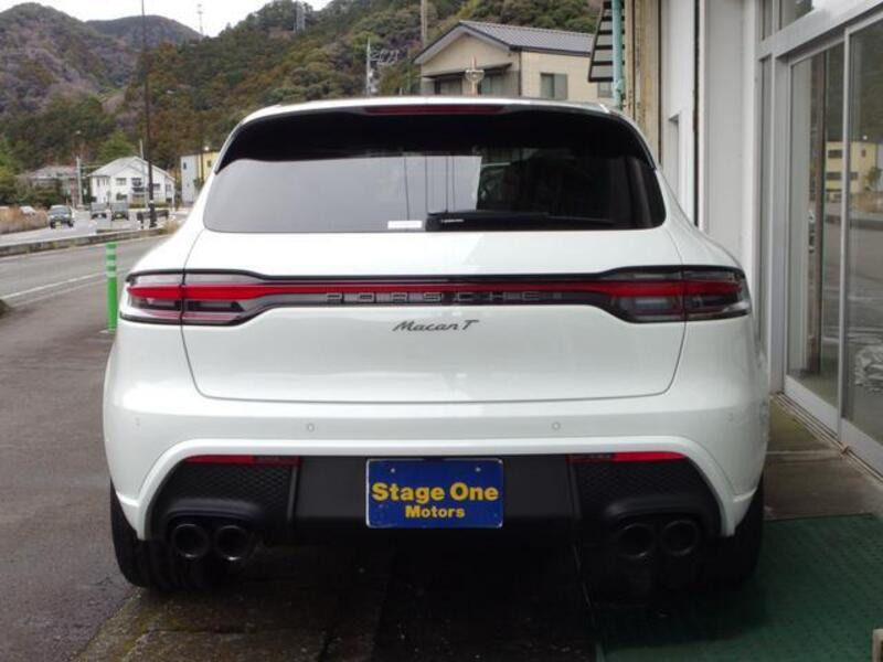 MACAN