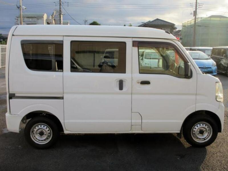MINICAB VAN
