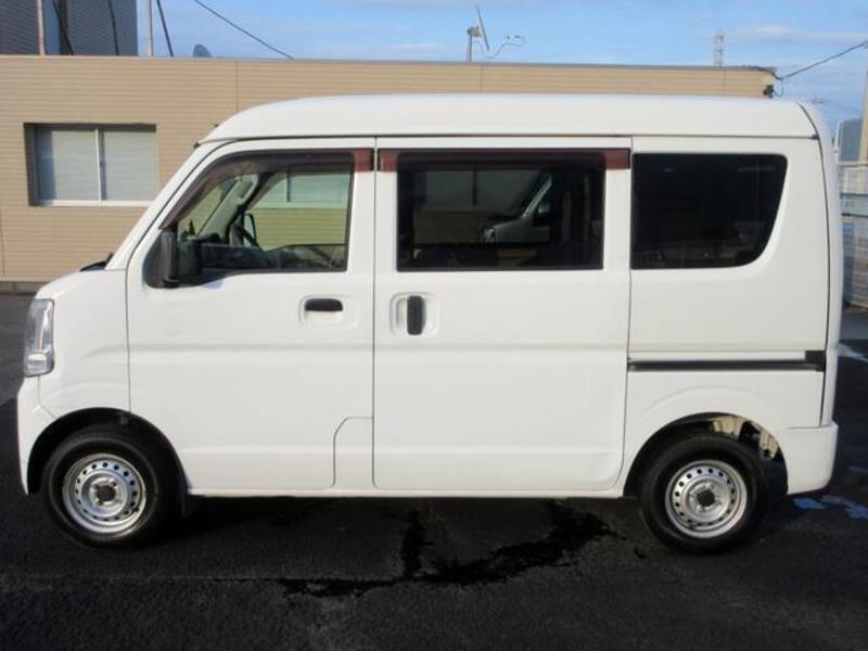 MINICAB VAN
