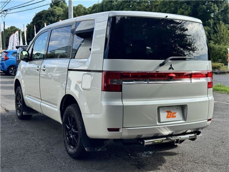 DELICA D5