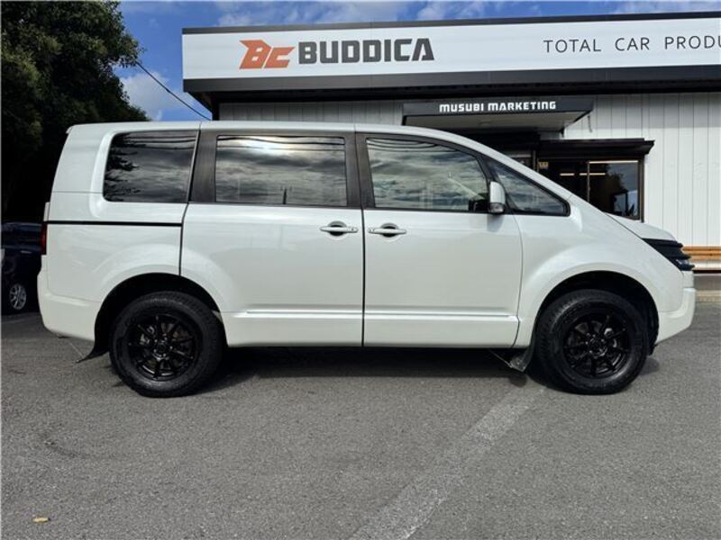 DELICA D5