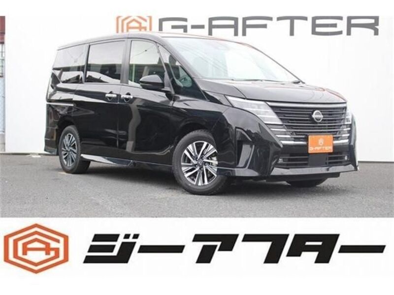 NISSAN SERENA
