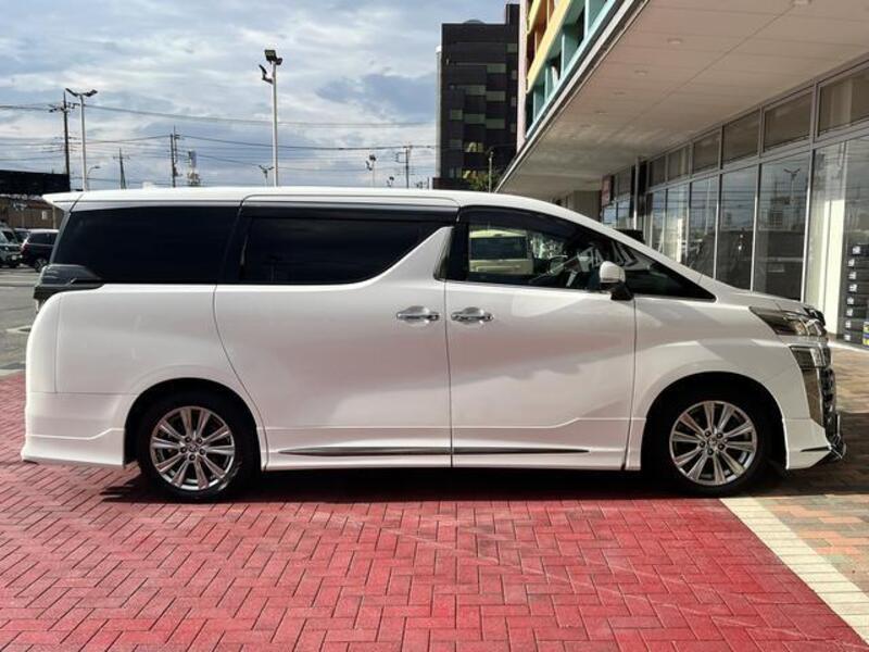 VELLFIRE