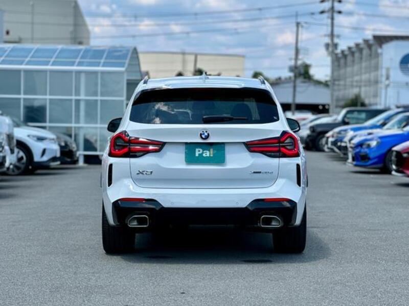 X3