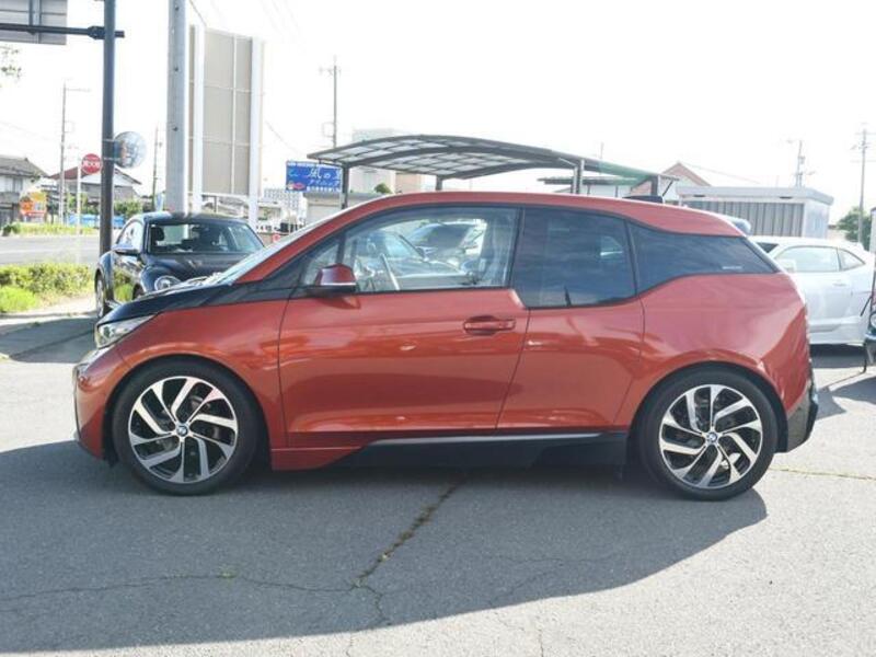 i3