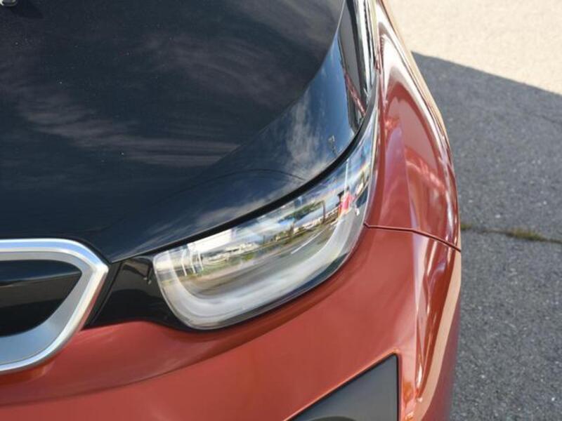 i3