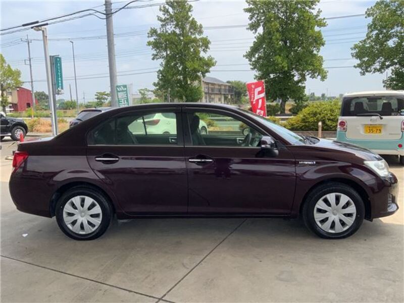 COROLLA AXIO