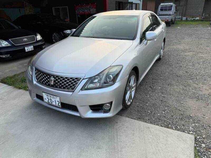 TOYOTA CROWN