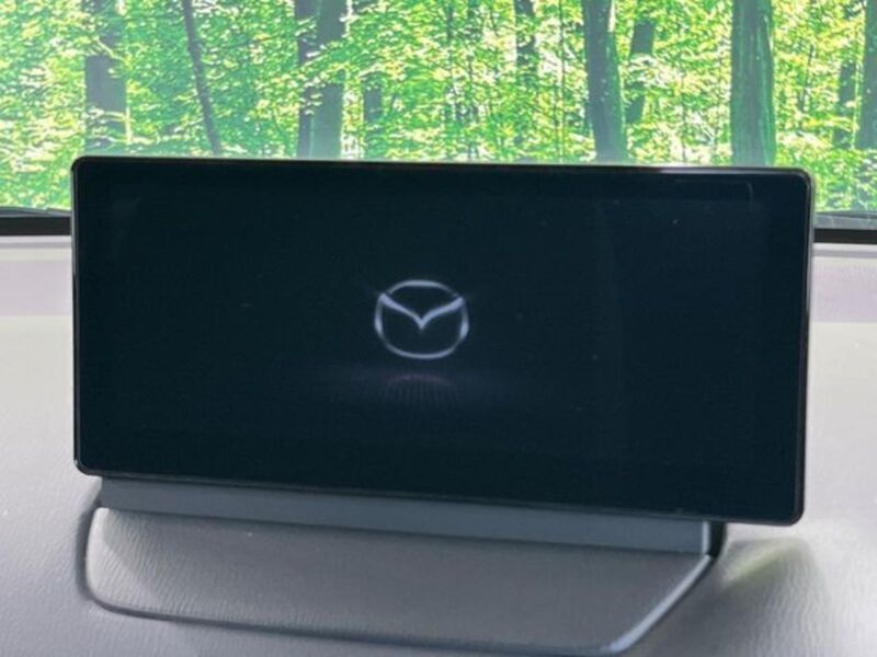 MAZDA2